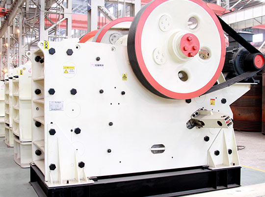 紅星機(jī)器提示購買破碎機(jī)時可能出現(xiàn)的陷阱