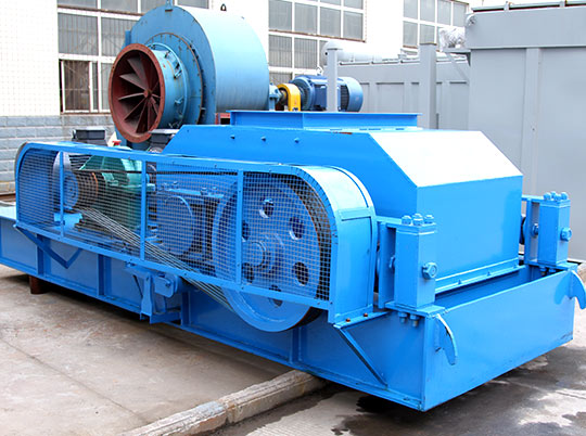 如何完成對輥式破碎機(jī)輥軸的拆卸和安裝